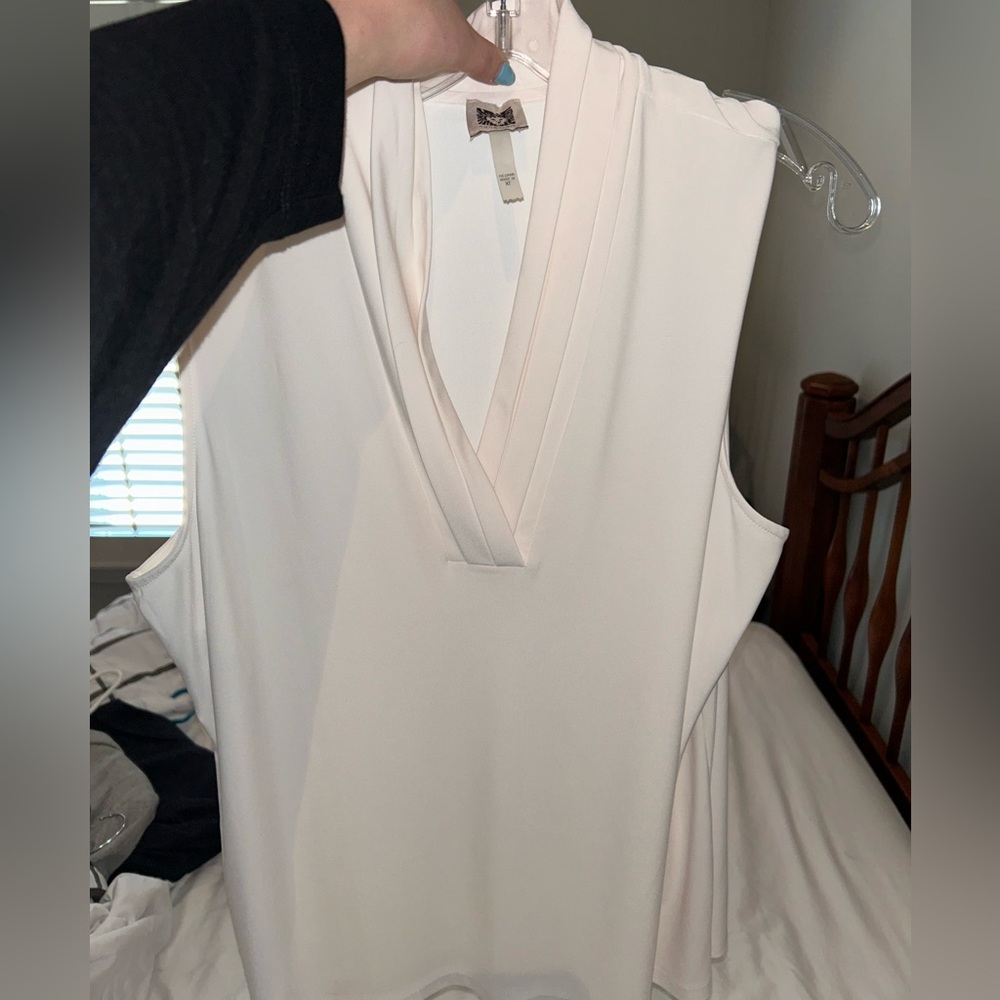 Anne Klein Cream V-Neck Blouse
